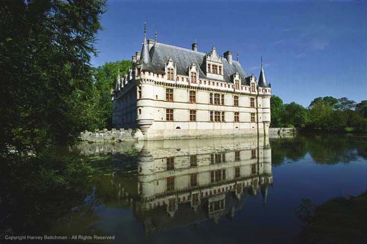 Azay Le Rideau.jpg